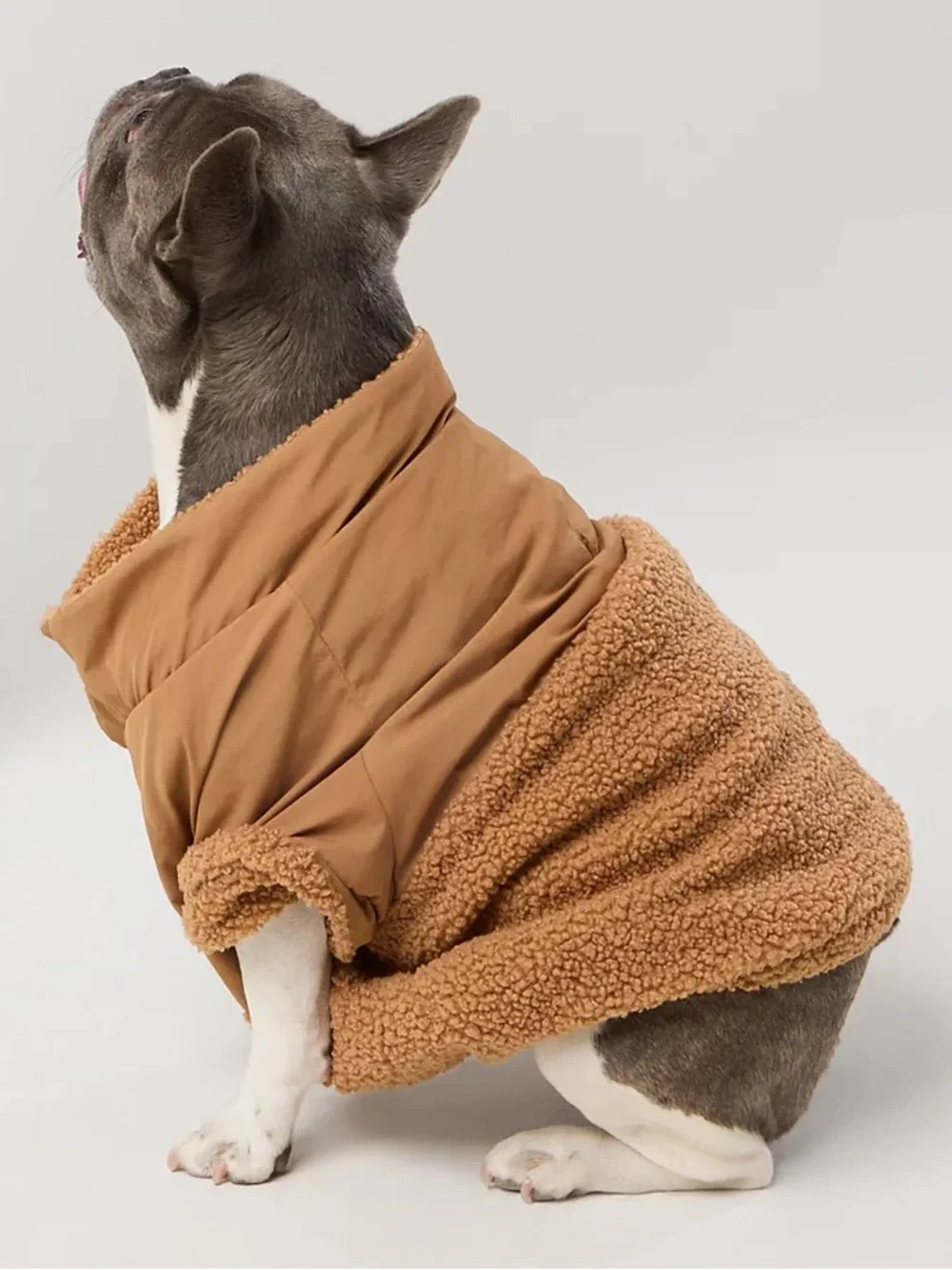 NWT OFFLEASH By Aerie Fluff Love Sherpa Dog Quarter Snap
